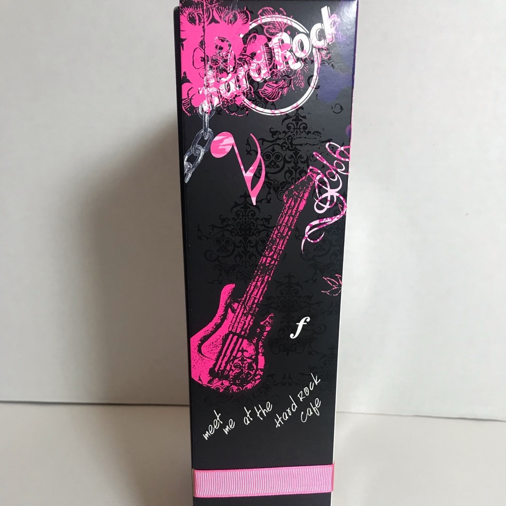 ORIGINAL OWNER MIB RARE SALES RECEIPT Hard Rock Café Barbie w Exclusive Pin - Picture 3 of 7